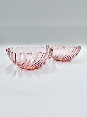 Vintage Arcoroc France Rosaline Pink Swirl Glass Dessert Bowls - (Set of 2)